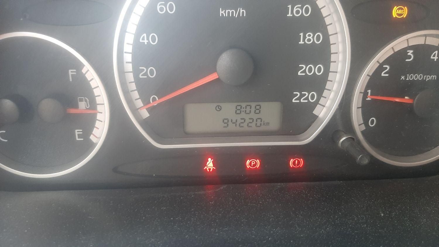 ام وی ام 110 چهار سیلندر دنده ای - 2011