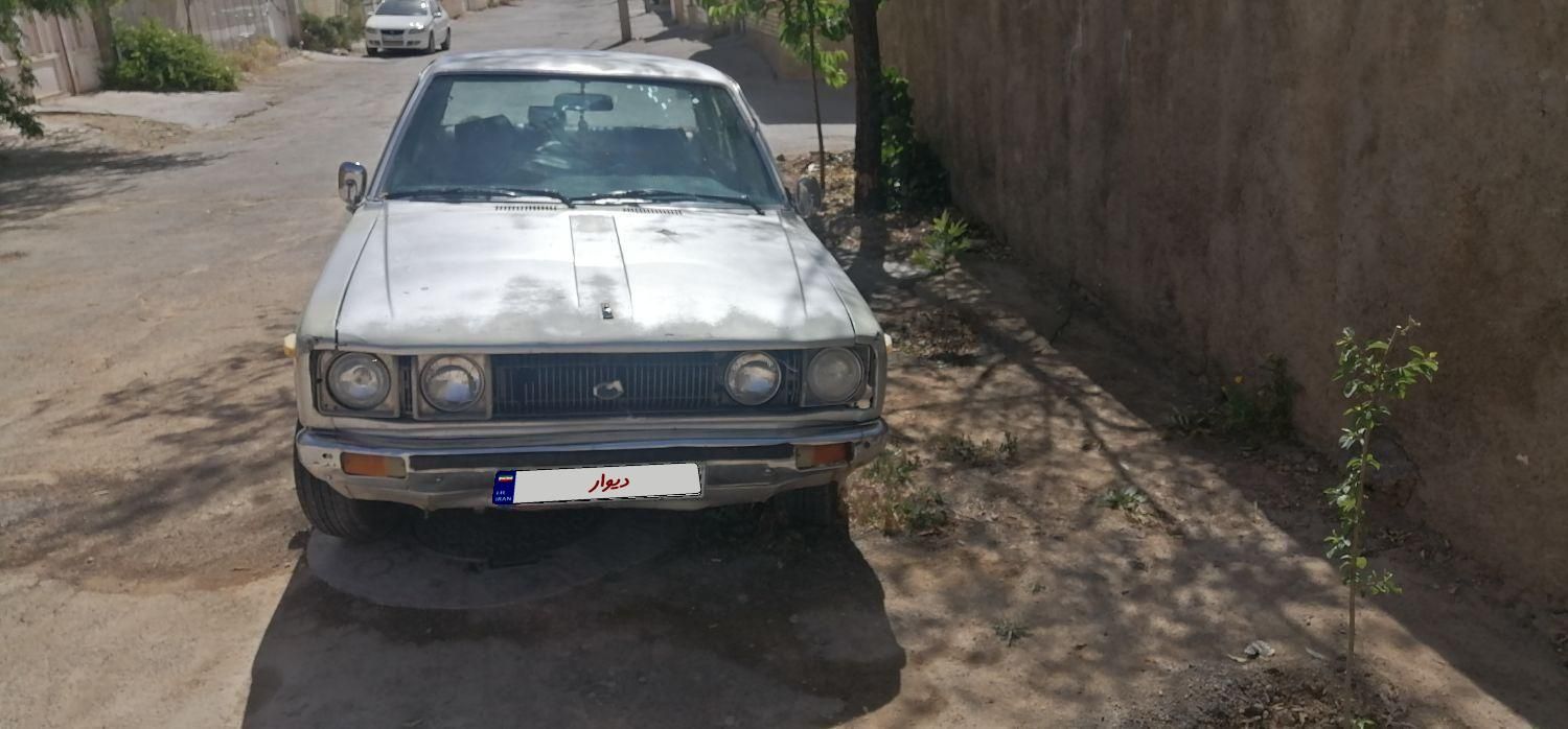 تویوتا کمری XLE - 1402