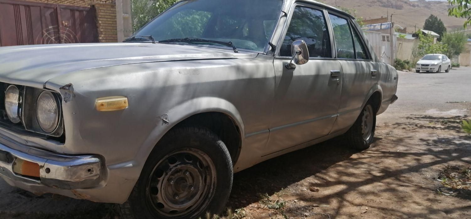تویوتا کمری XLE - 1402