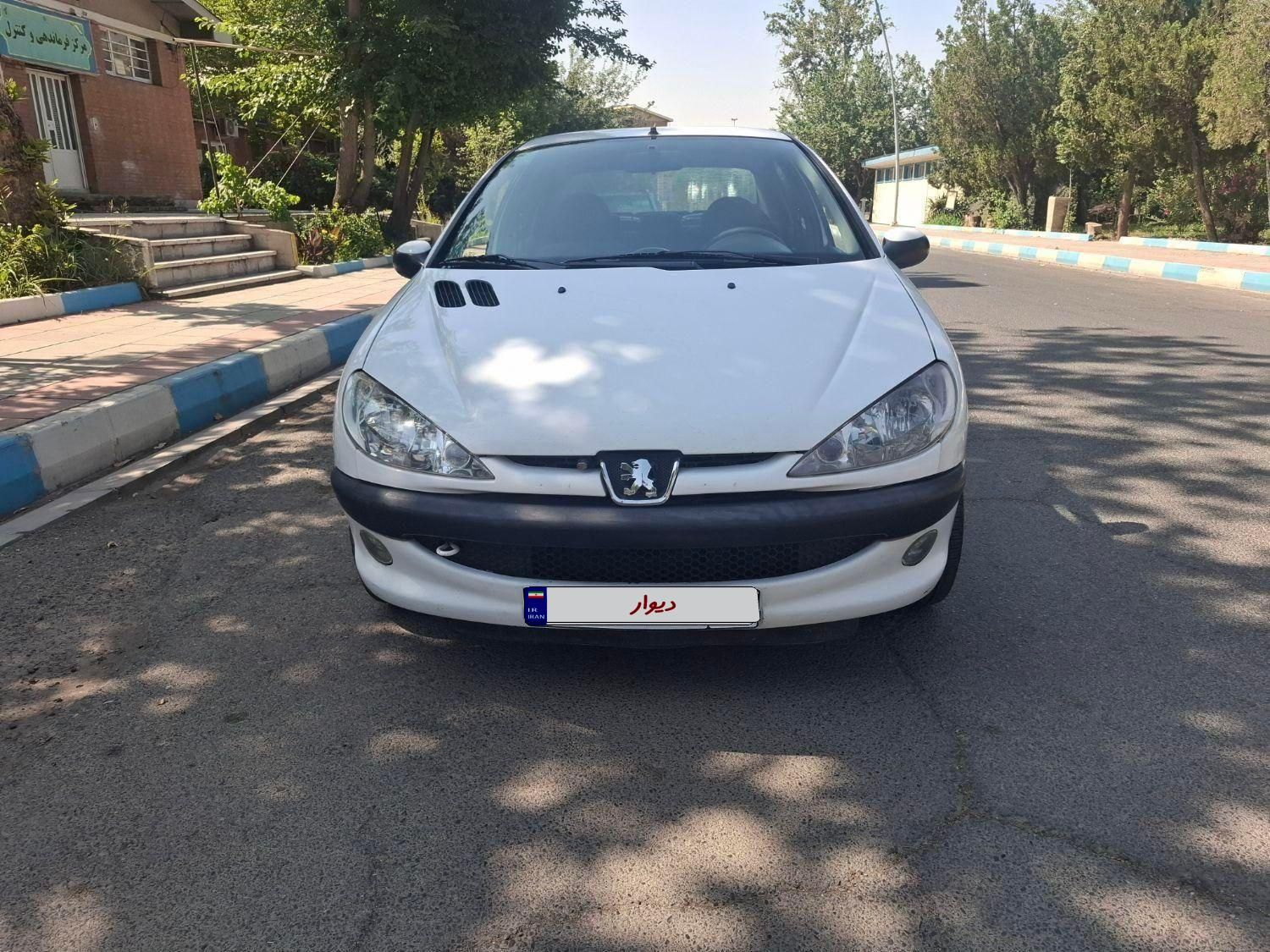 پژو ۲۰۶ صندوق دار v8 - 1395