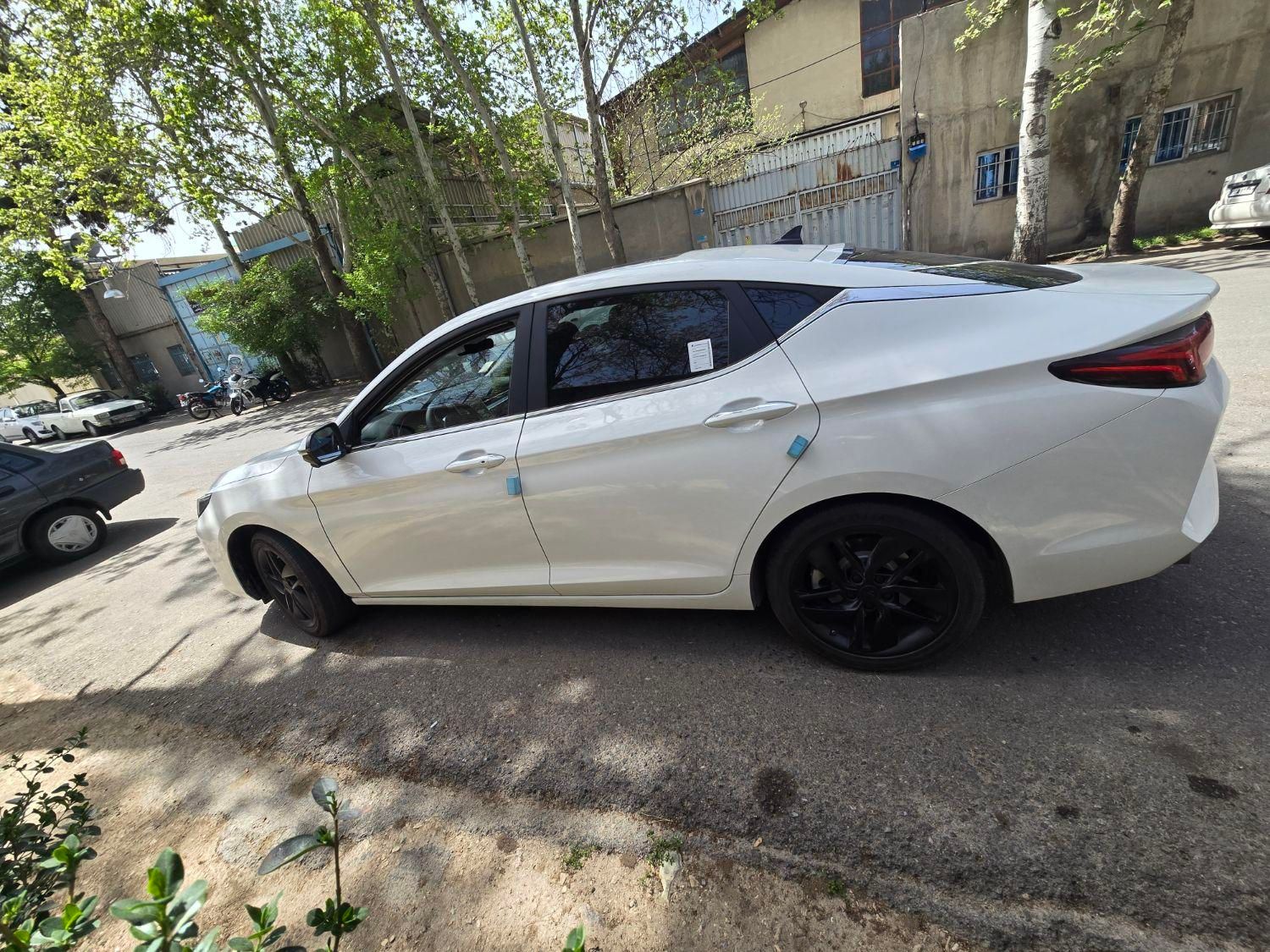 کی ام سی J7 اتوماتیک - 2023