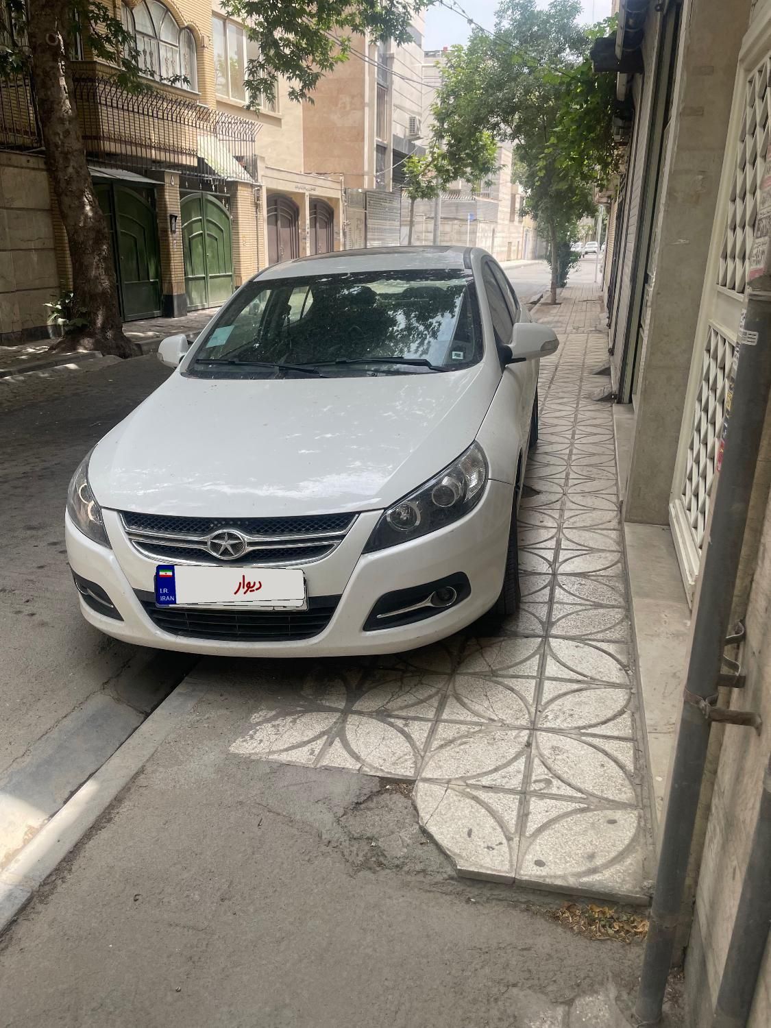 خودرو جک، J5 آگهی ann_18553002