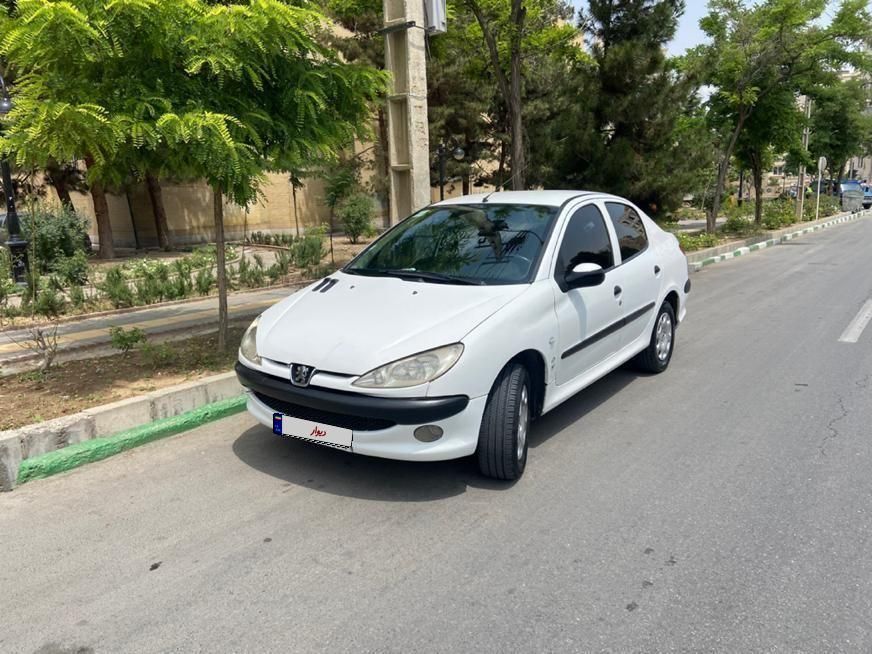 خودرو پژو، ۲۰۶ صندوق دار آگهی ann_18553038
