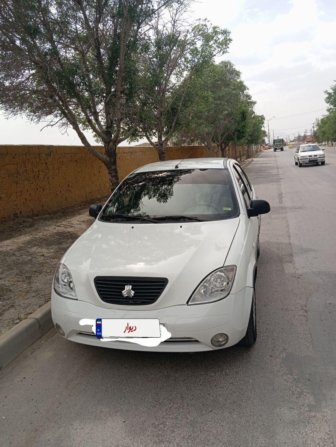 تیبا صندوق دار SX - 1399