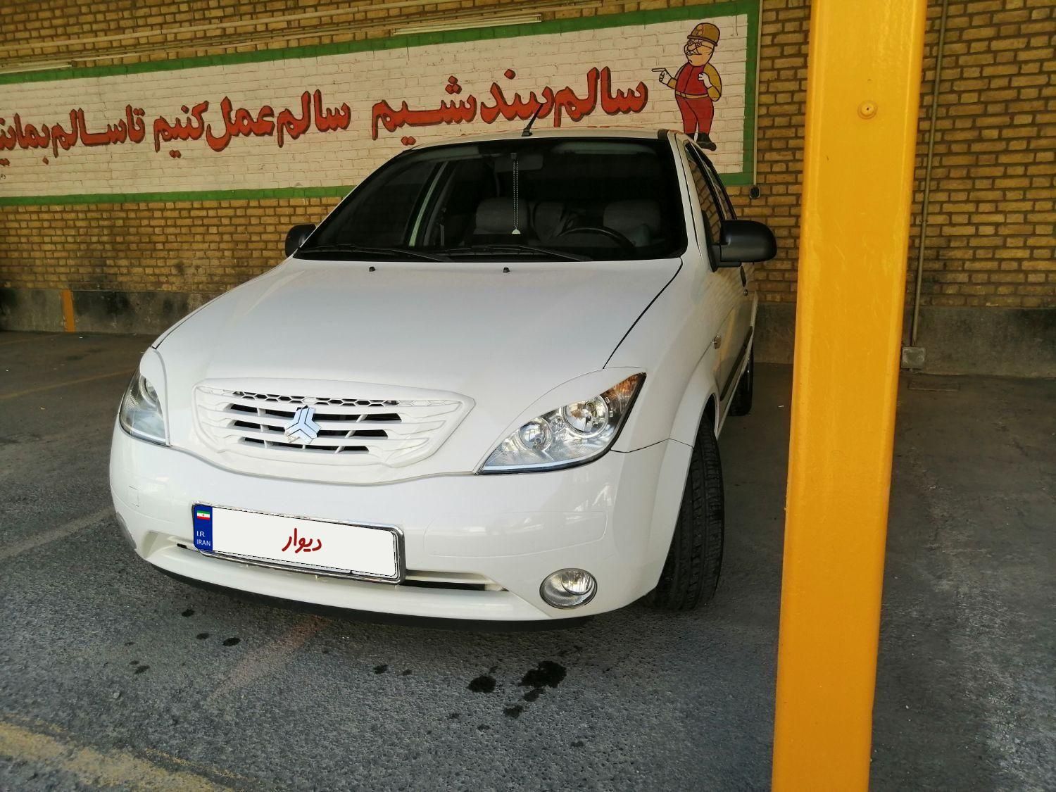 تیبا صندوق دار SX - 1401