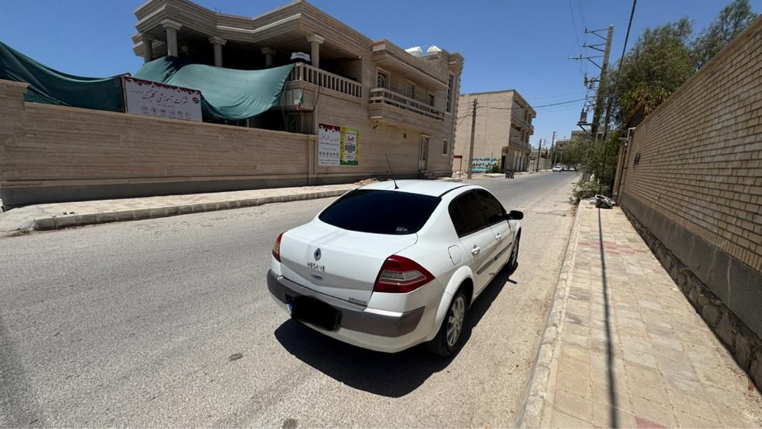 رنو مگان پارس خودرو 2000 - 2012