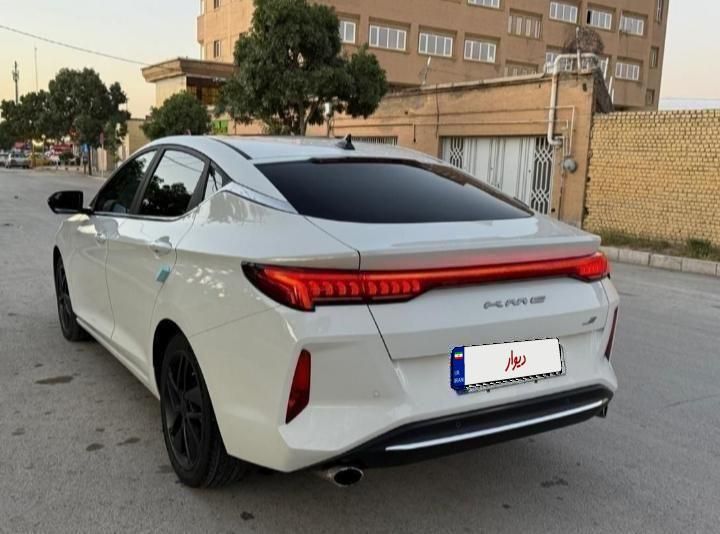 کی ام سی J7 اتوماتیک - 2024