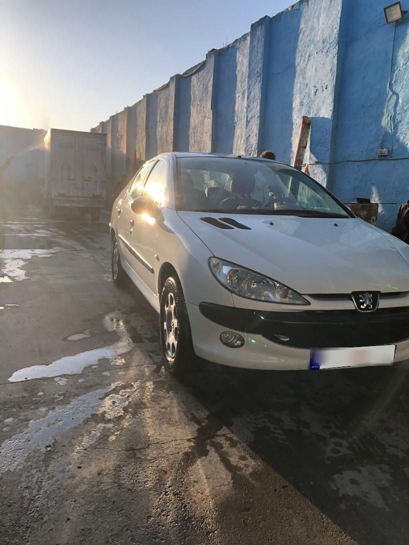 پژو ۲۰۶ صندوق دار v8 - 1394