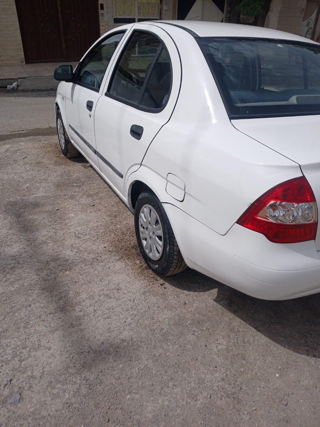 تیبا صندوق دار SX - 1396