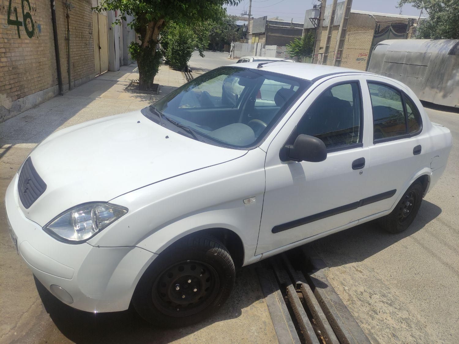 تیبا صندوق دار EX - 1393