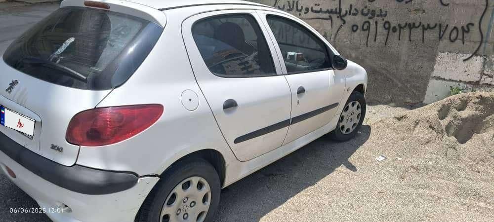 پژو 206 تیپ 3 - 1394