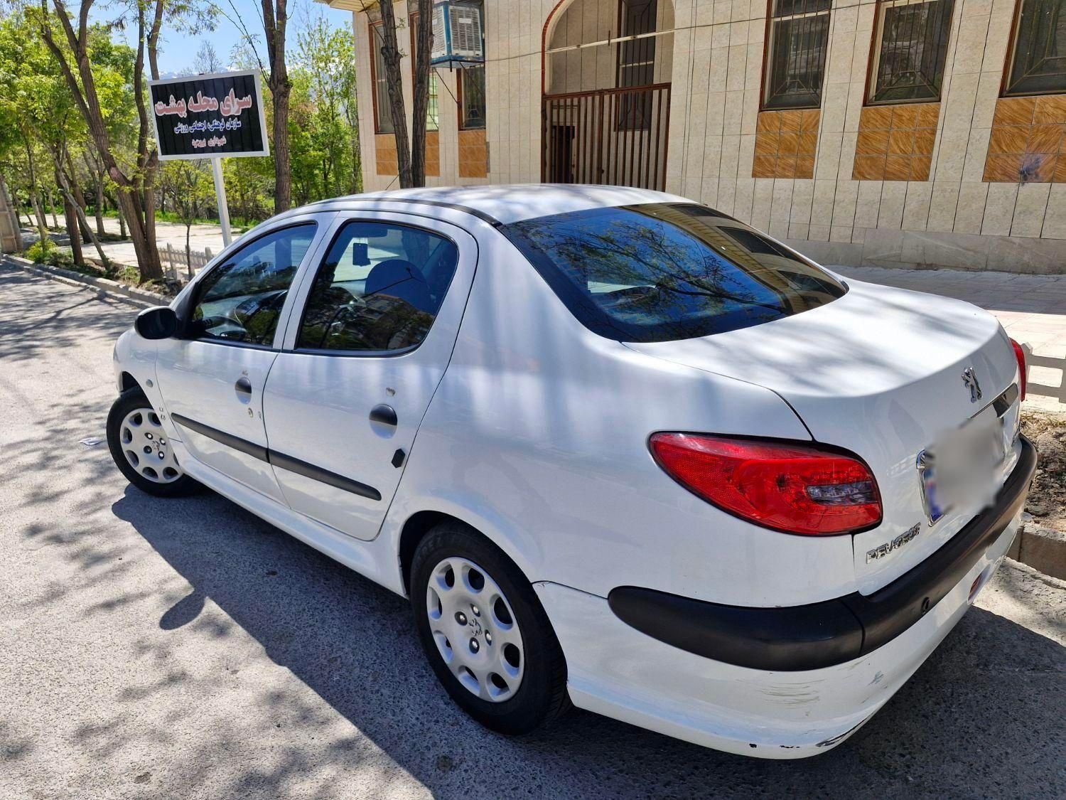 پژو ۲۰۶ صندوق دار v8 - 1394