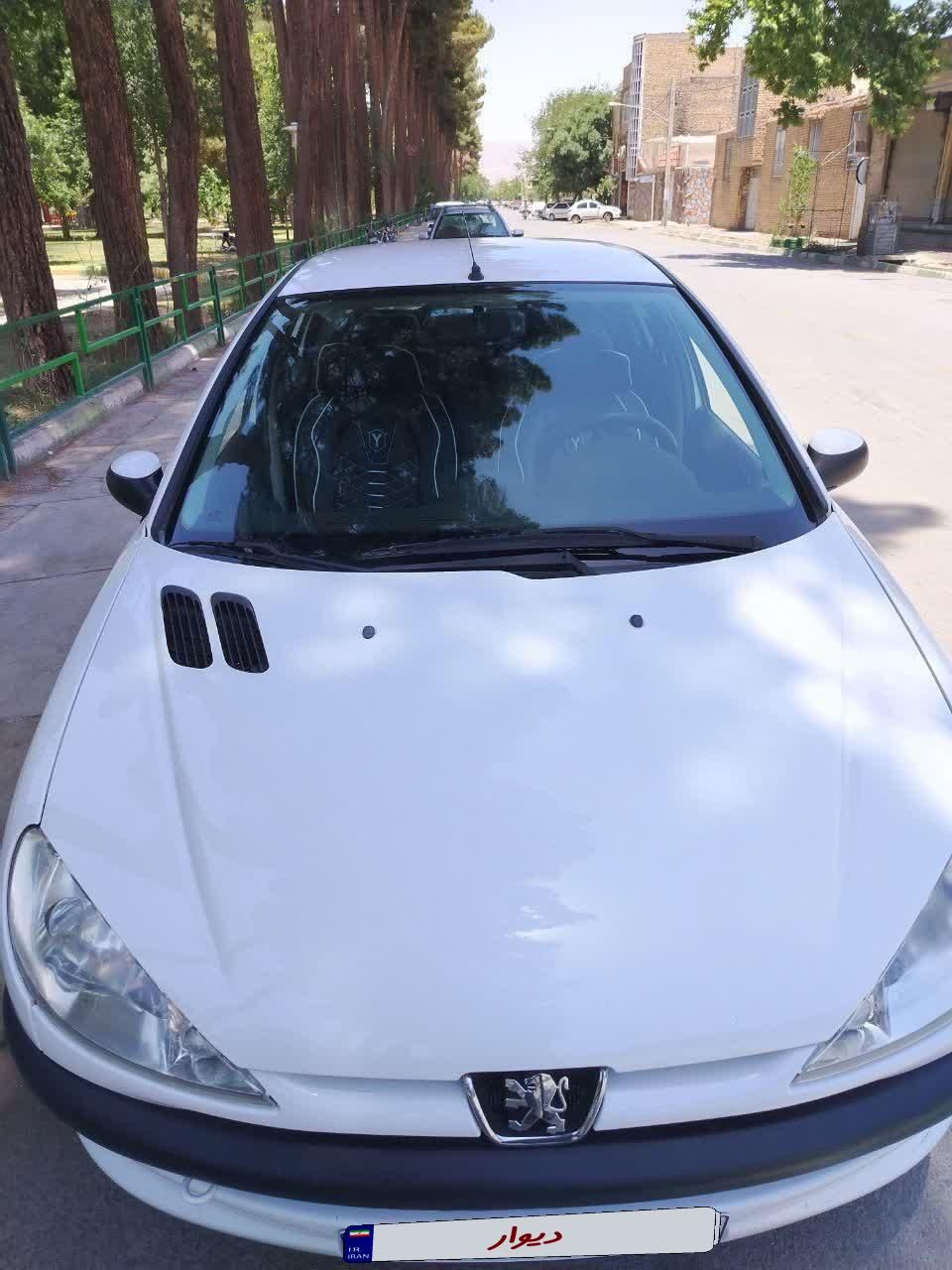 خودرو پژو، ۲۰۶ صندوق دار آگهی ann_18555667