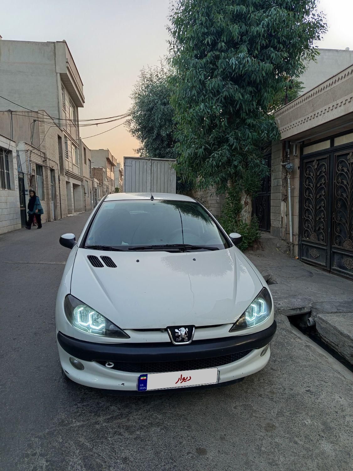 خودرو پژو، ۲۰۶ صندوق دار آگهی ann_18555797