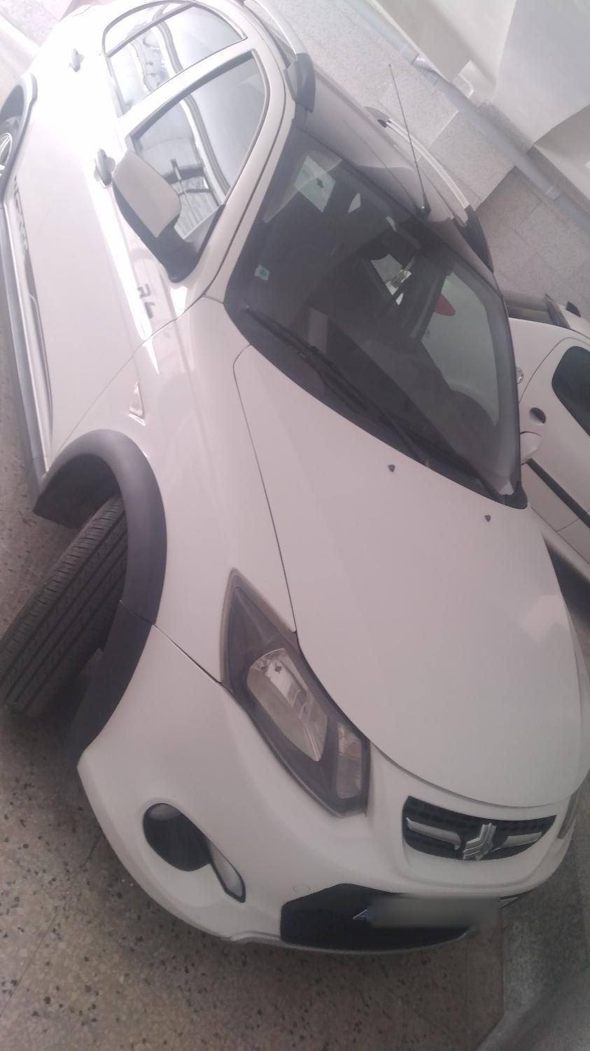 خودرو کوییک، R آگهی ann_18555920