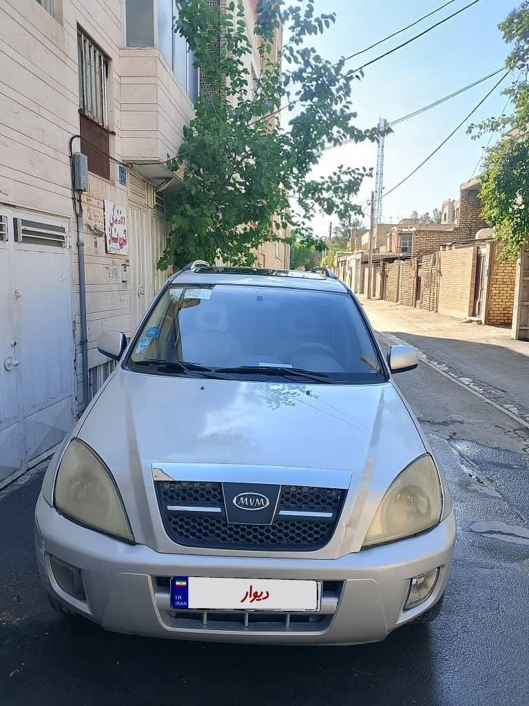ام وی ام X33 دنده‌ای ساده - 2011