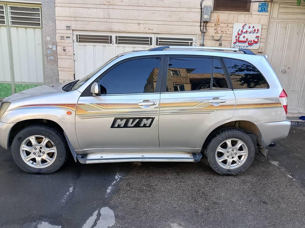 ام وی ام X33 دنده‌ای ساده - 2011