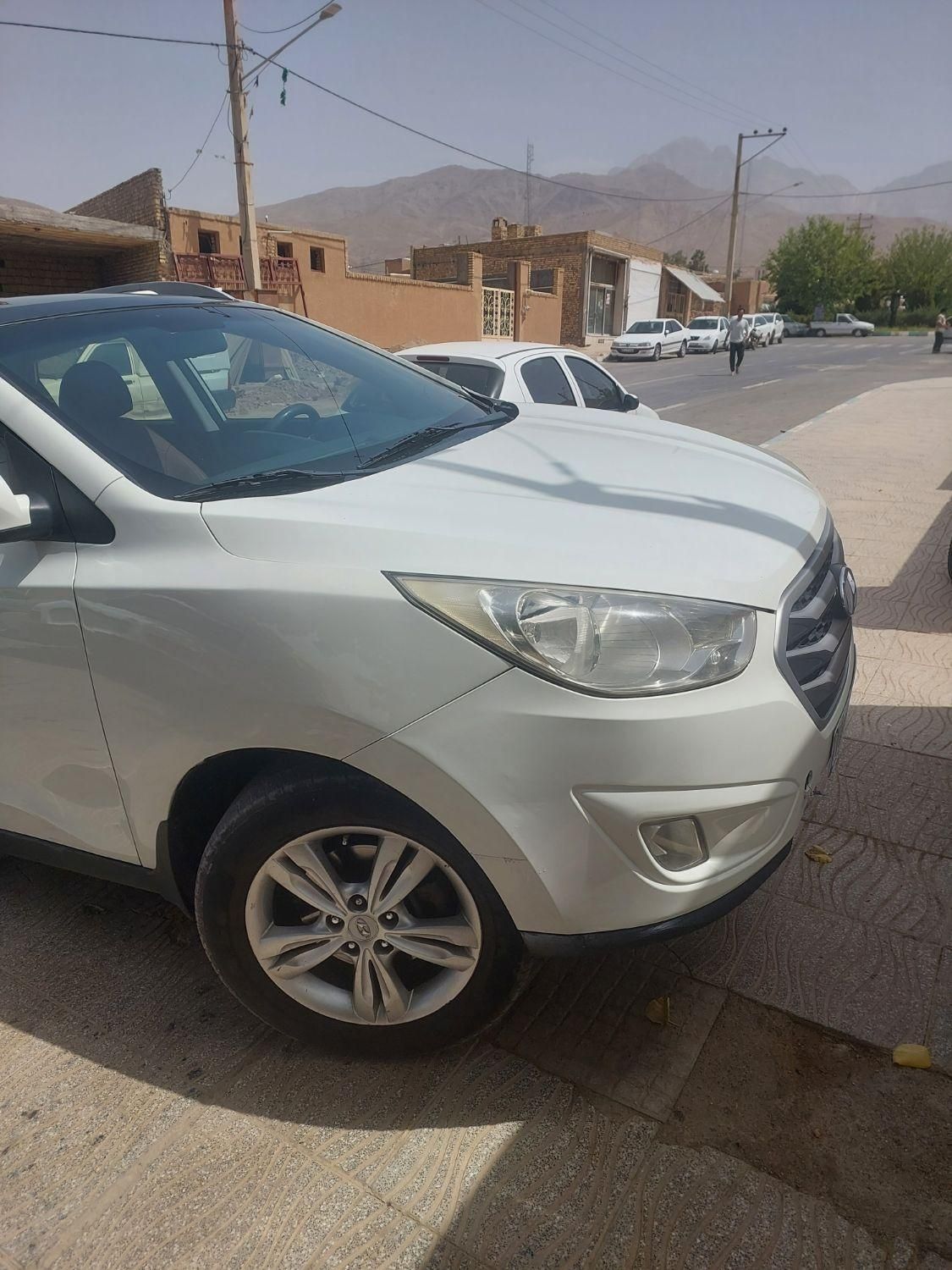 هیوندای توسان 2.4 لیتر - 2012