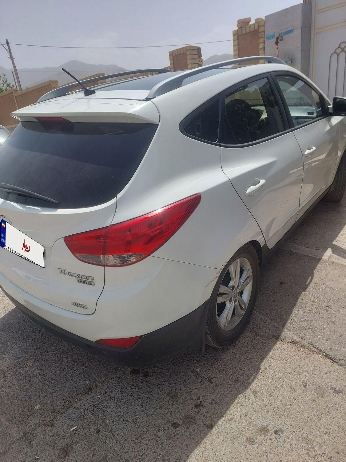 هیوندای توسان 2.4 لیتر - 2012