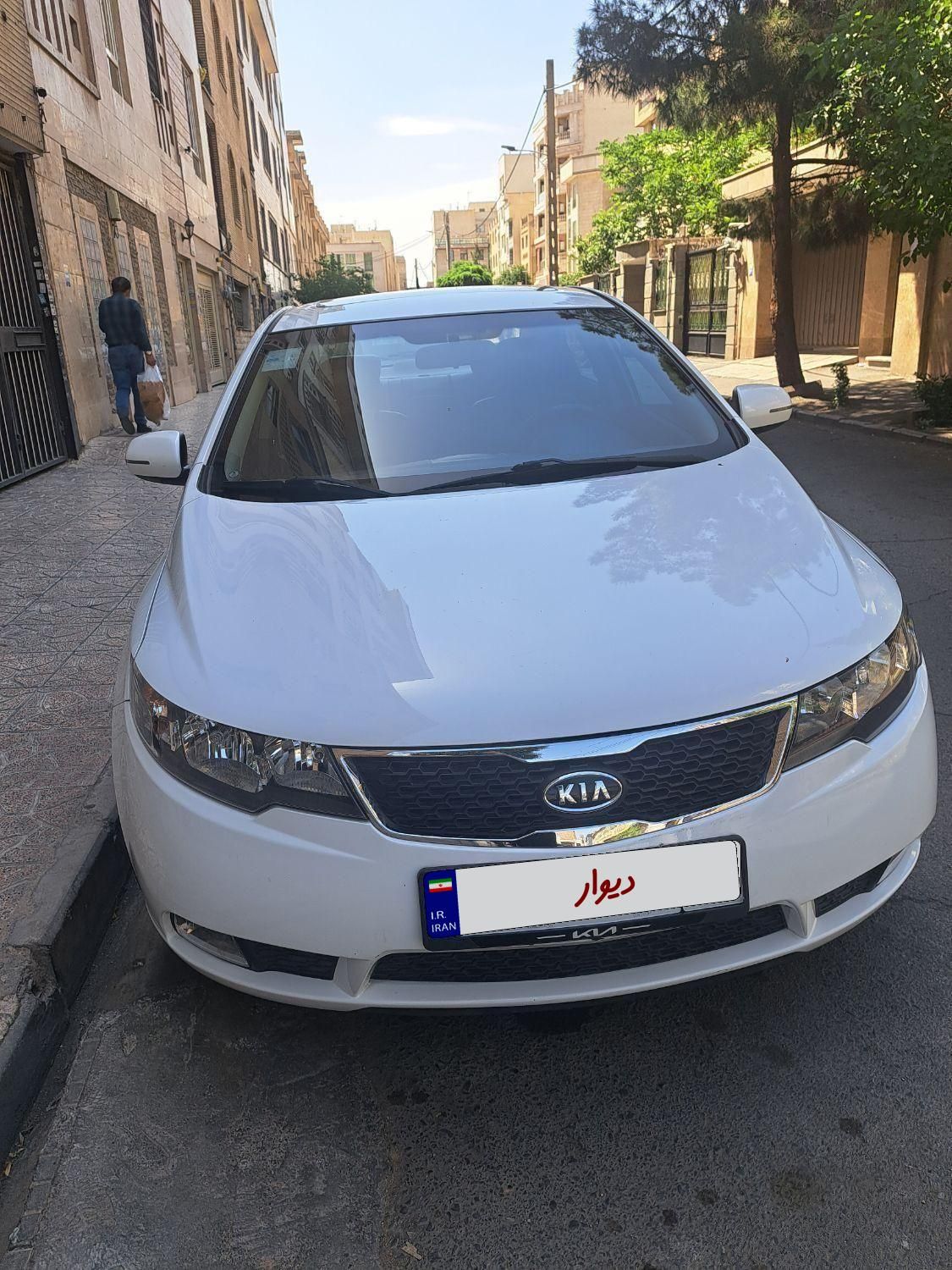 خودرو کیا، سراتو مونتاژ آگهی ann_18556306