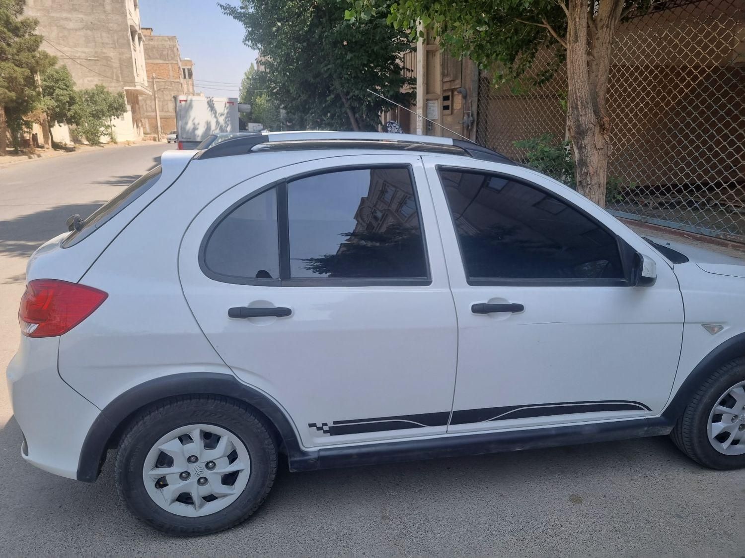 کوییک R دنده‌ای - 1402