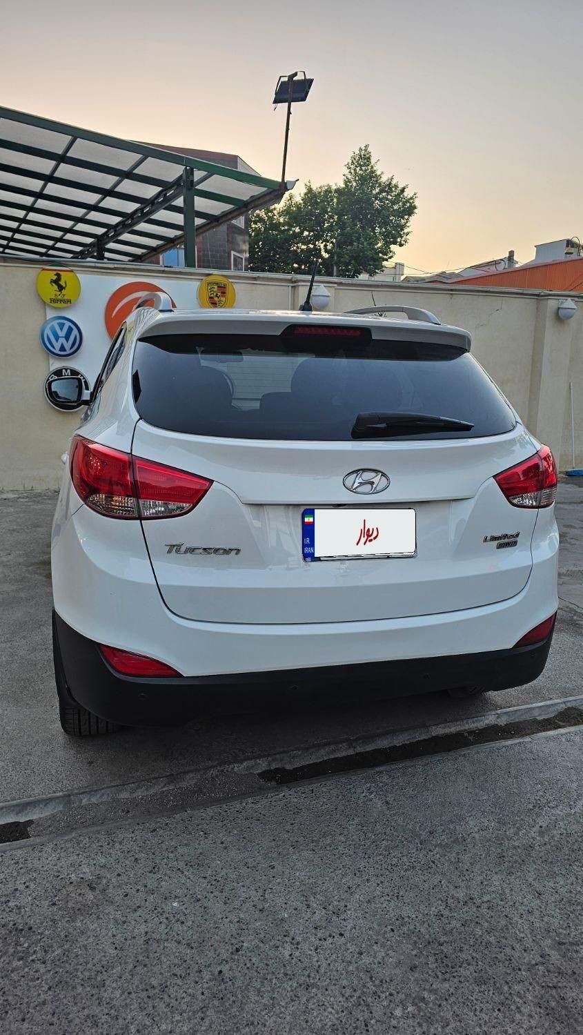 هیوندای توسان 2.4 لیتر - 2015