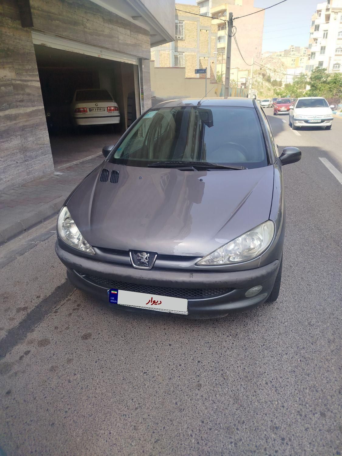 پژو ۲۰۶ صندوق دار v8 - 1394