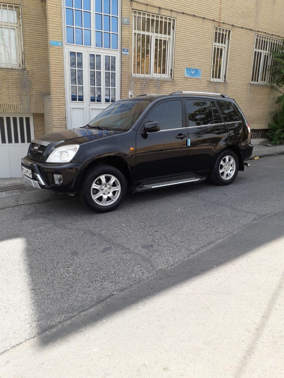 ام وی ام X33 دنده‌ای ساده - 2011