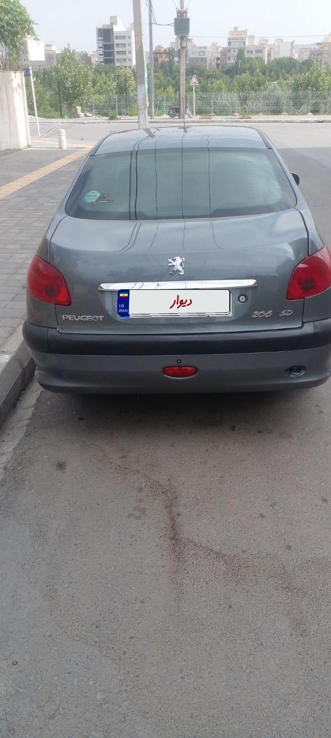 پژو ۲۰۶ صندوق دار v8 - 1399