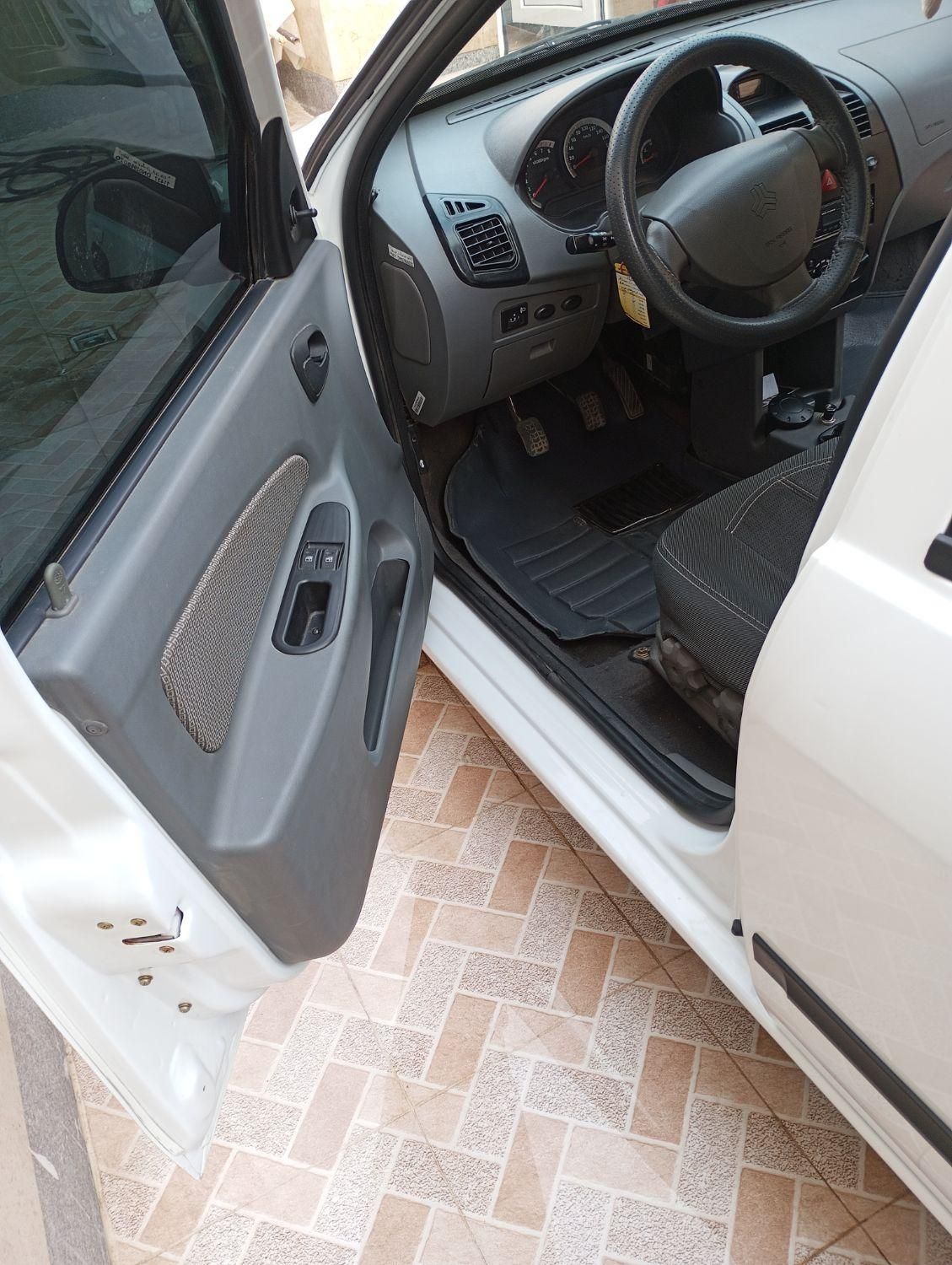 تیبا صندوق دار SX - 1398