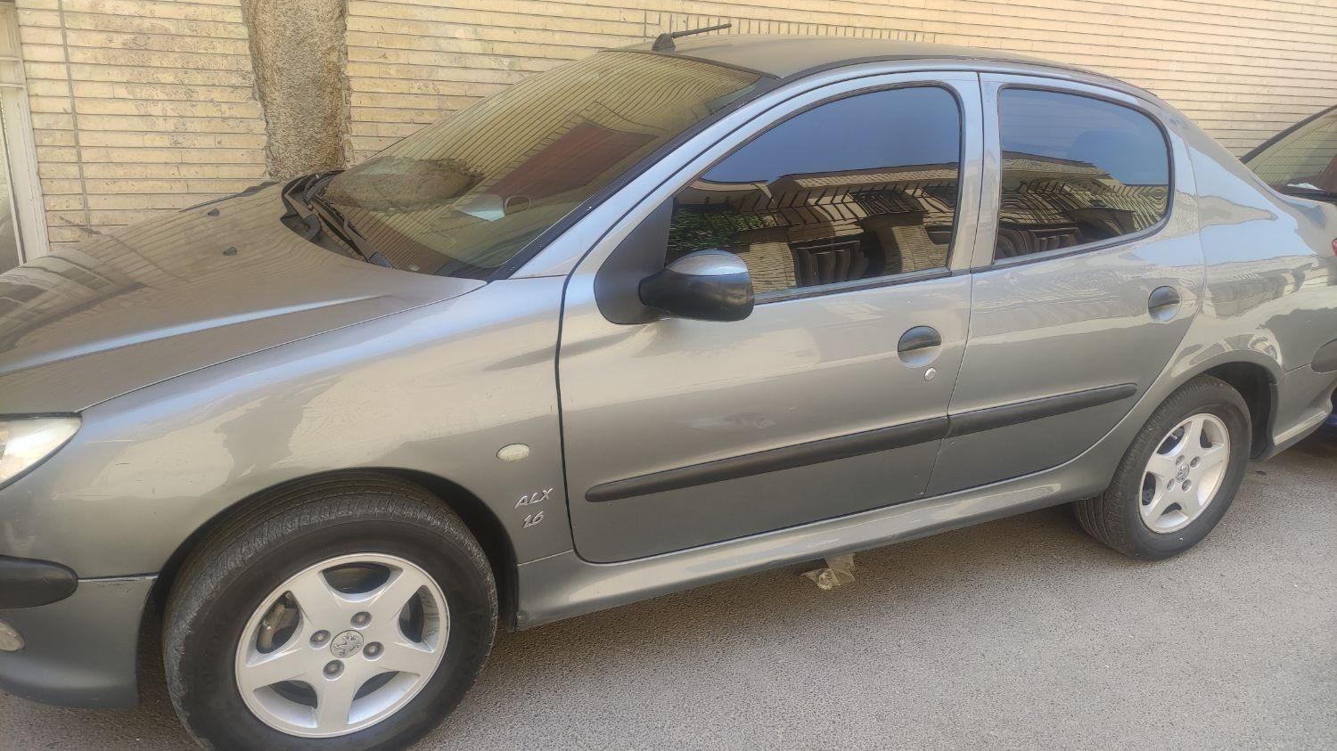 پژو ۲۰۶ صندوق دار v9 - 1386