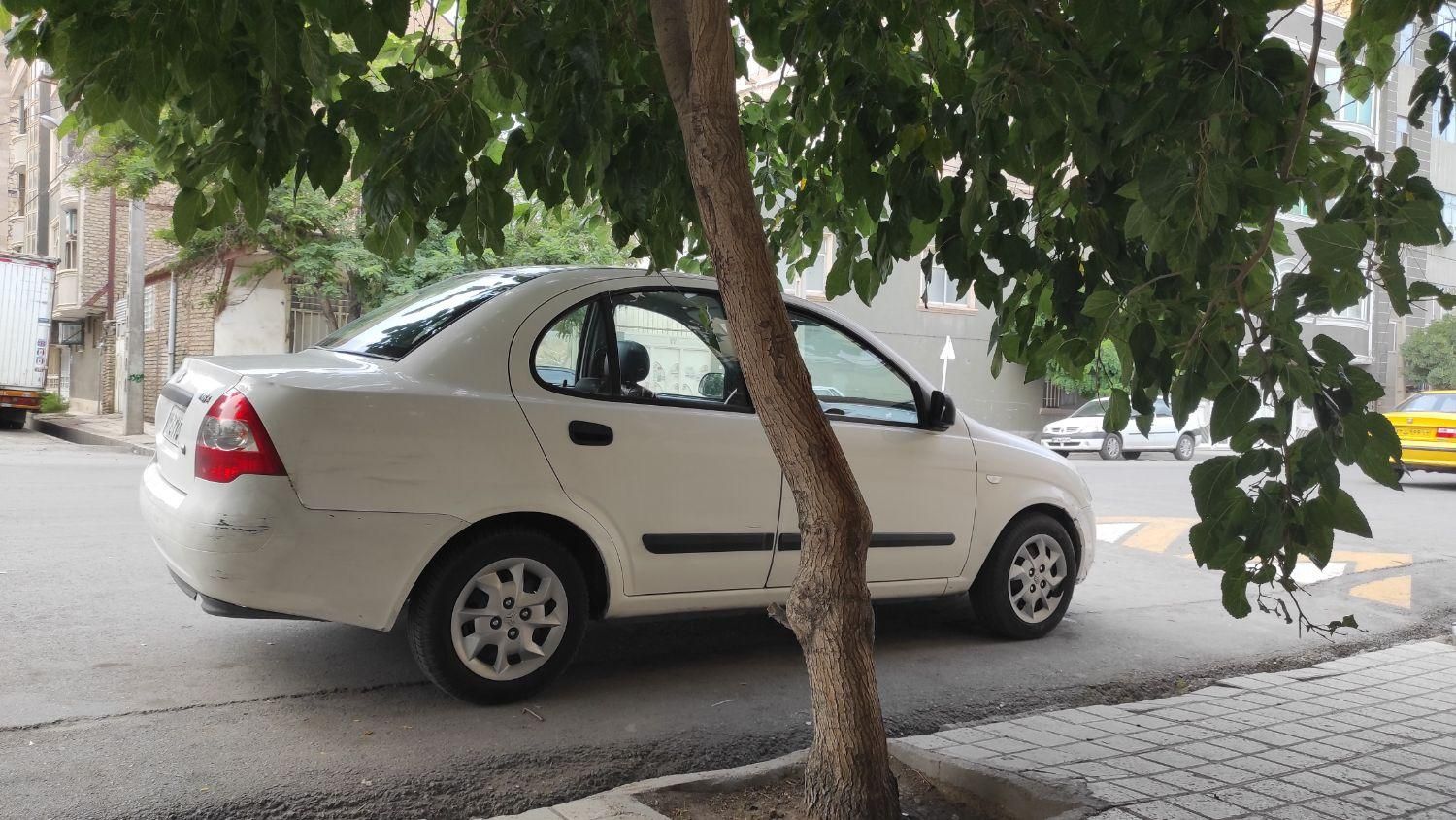 تیبا صندوق دار SX - 1395