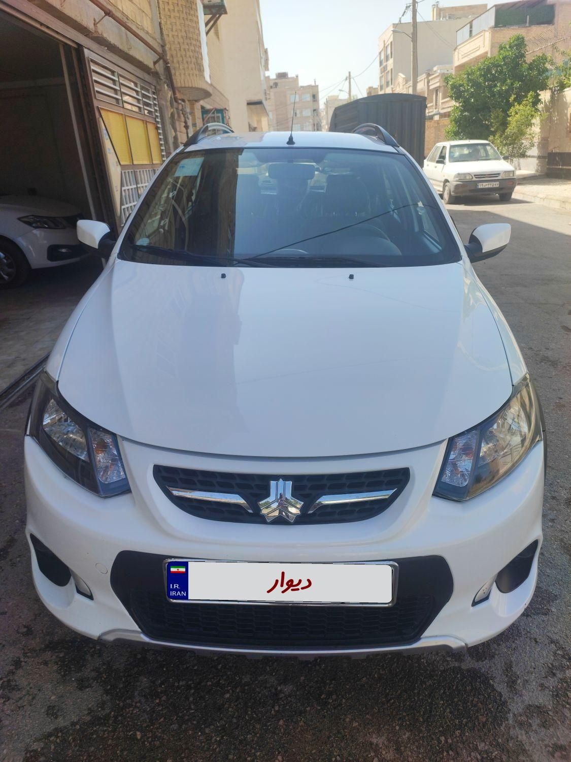 خودرو کوییک، معمولی آگهی ann_18557106