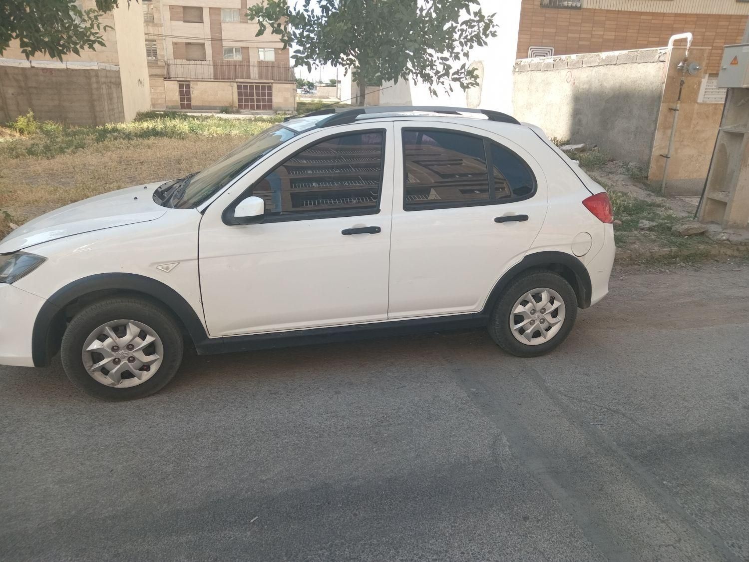 خودرو کوییک، معمولی آگهی ann_18557631
