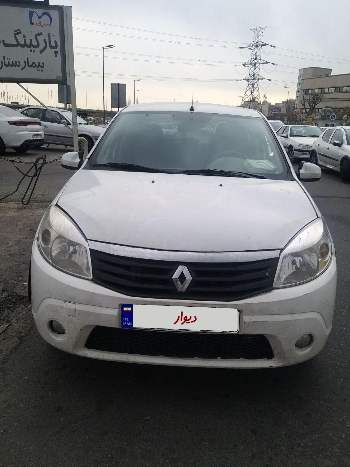 خودرو رنو، ساندرو آگهی ann_18557772