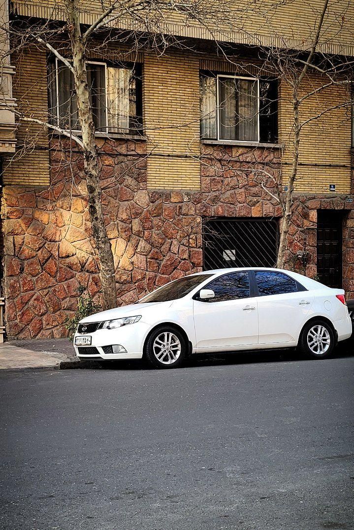 خودرو کیا، سراتو مونتاژ آگهی ann_18558186