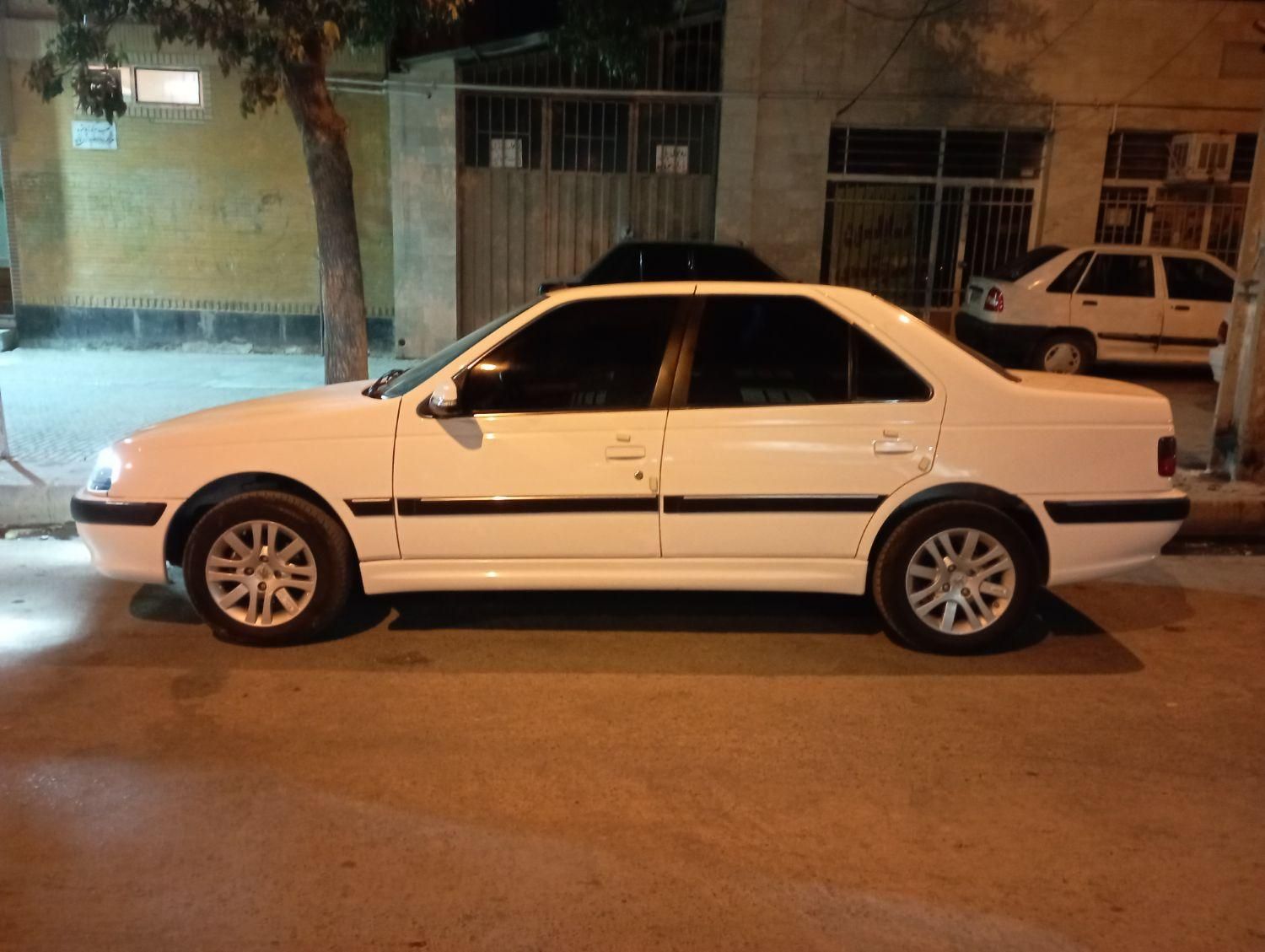 پژو پارس ELX-XU7P سفارشی - 1402