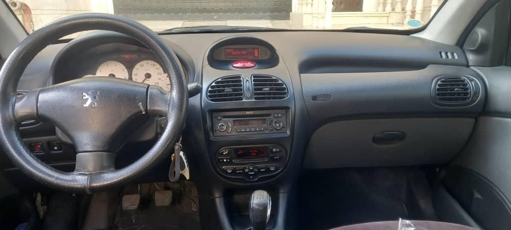 پژو ۲۰۶ صندوق دار v8 - 1397