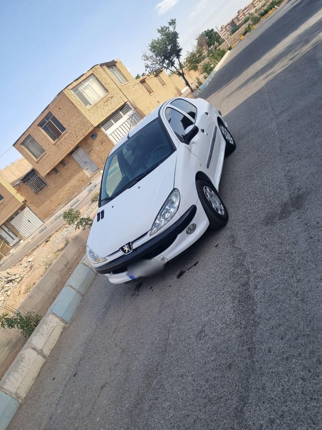 خودرو پژو، ۲۰۶ صندوق دار آگهی ann_18558780