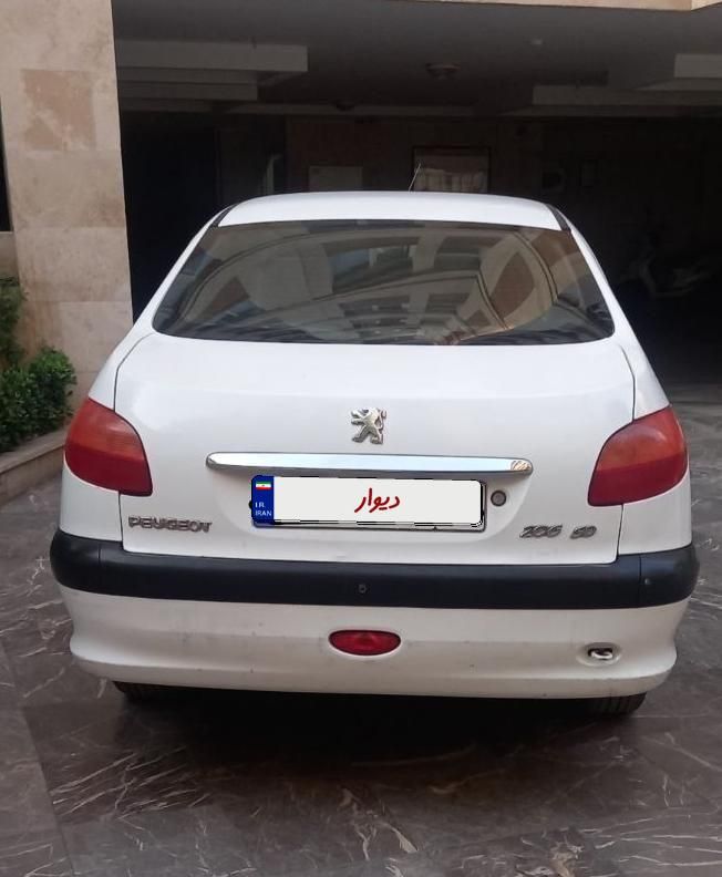 پژو ۲۰۶ صندوق دار v1 - 1389