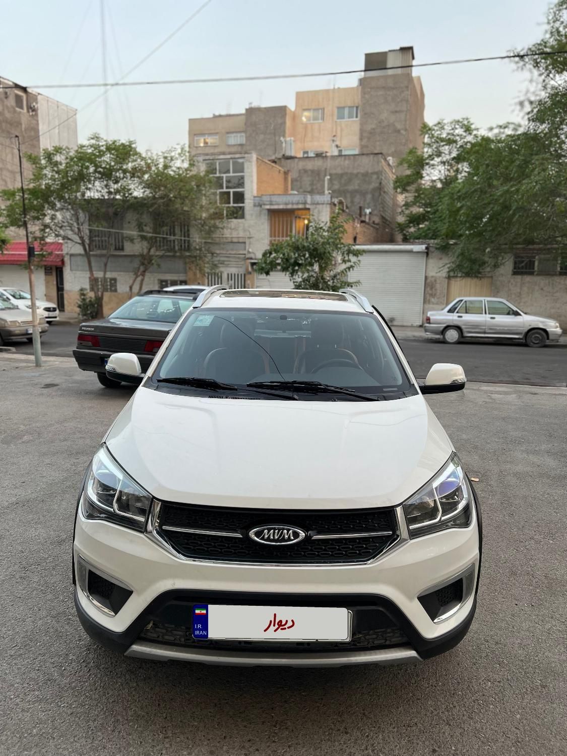 خودرو ام وی ام، X22 آگهی ann_18559988