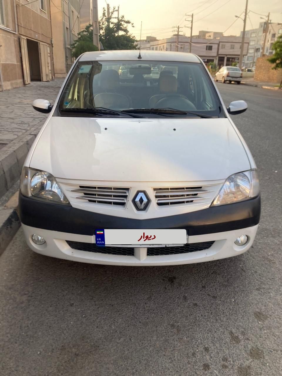 خودرو رنو، پارس تندر آگهی ann_18560184