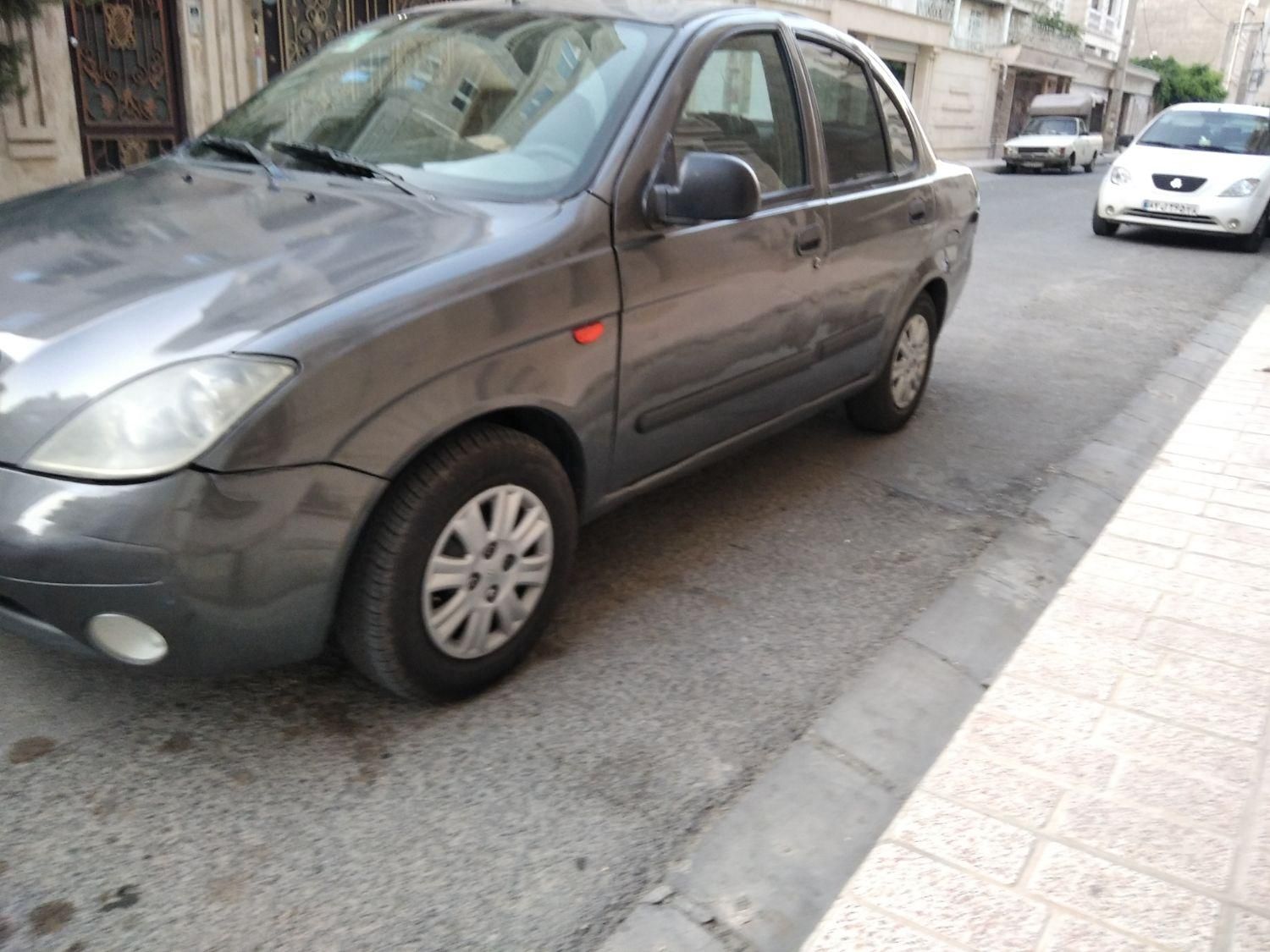 تیبا صندوق دار EX - 1395