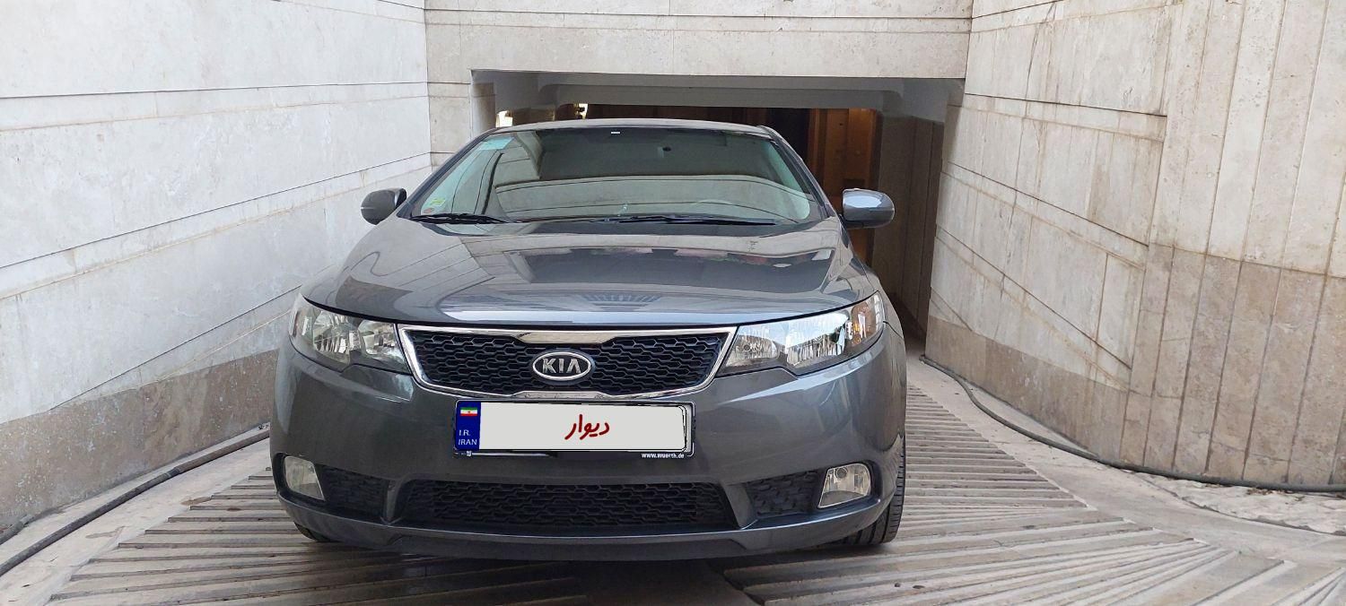 خودرو کیا، سراتو مونتاژ آگهی ann_18560676