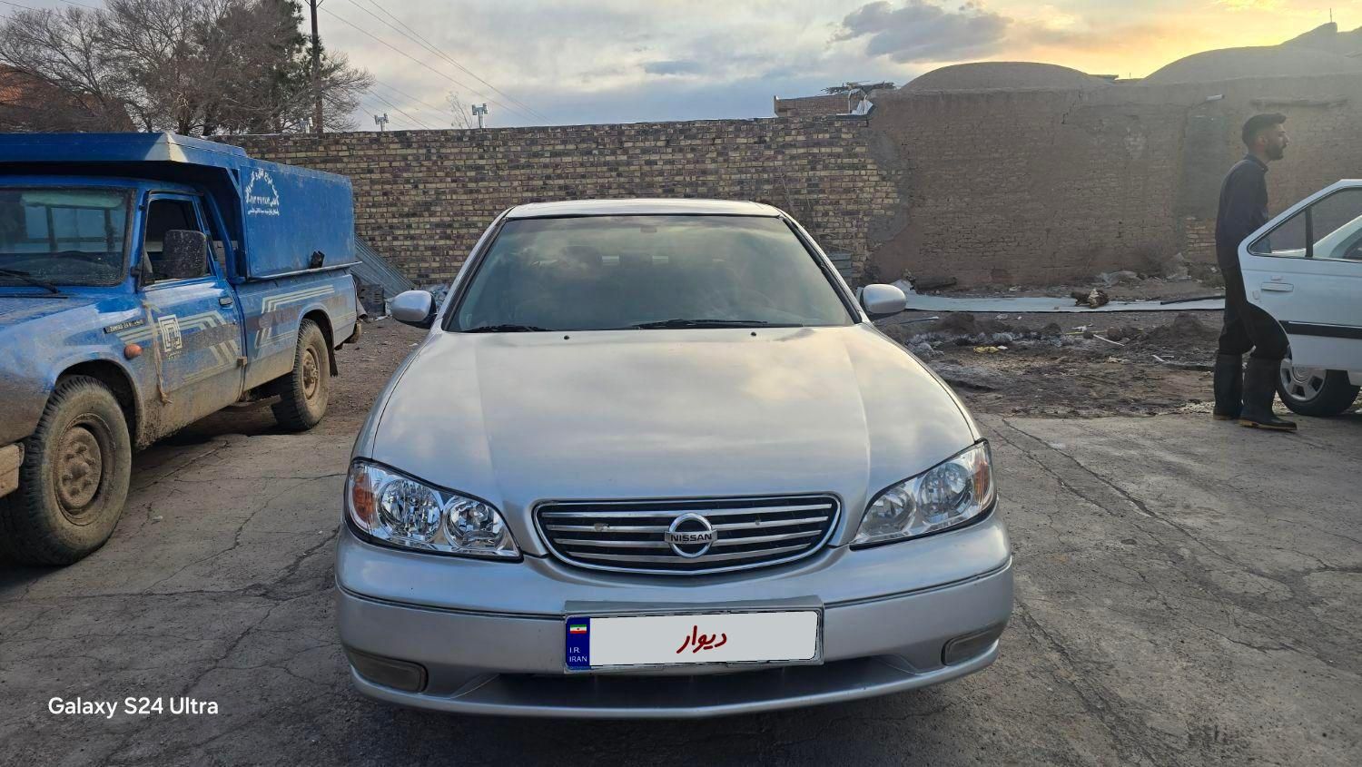 نیسان ماکسیما دنده‌ای - 2003