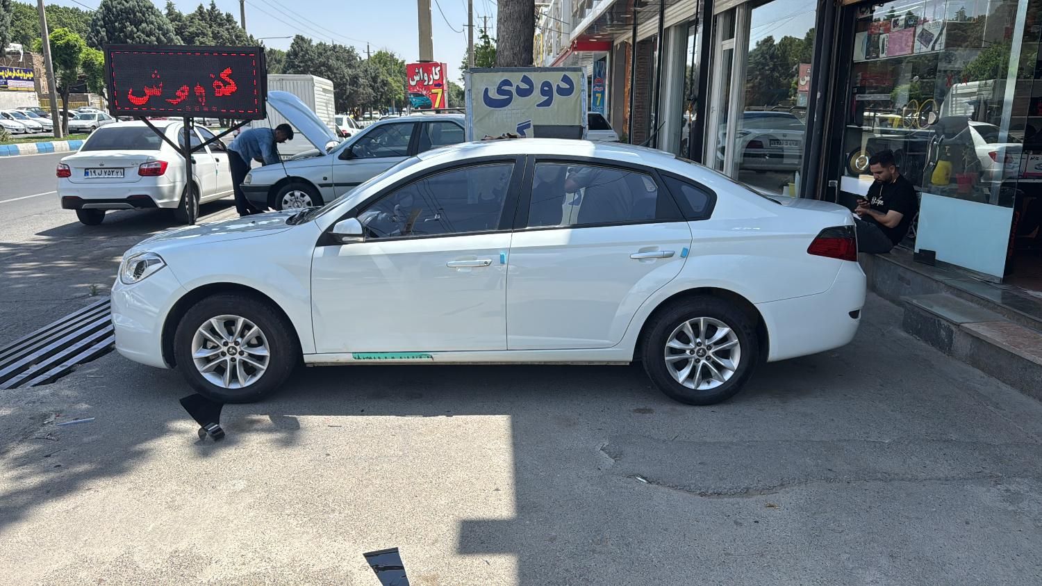 برلیانس H230 دنده‌ای - 2017