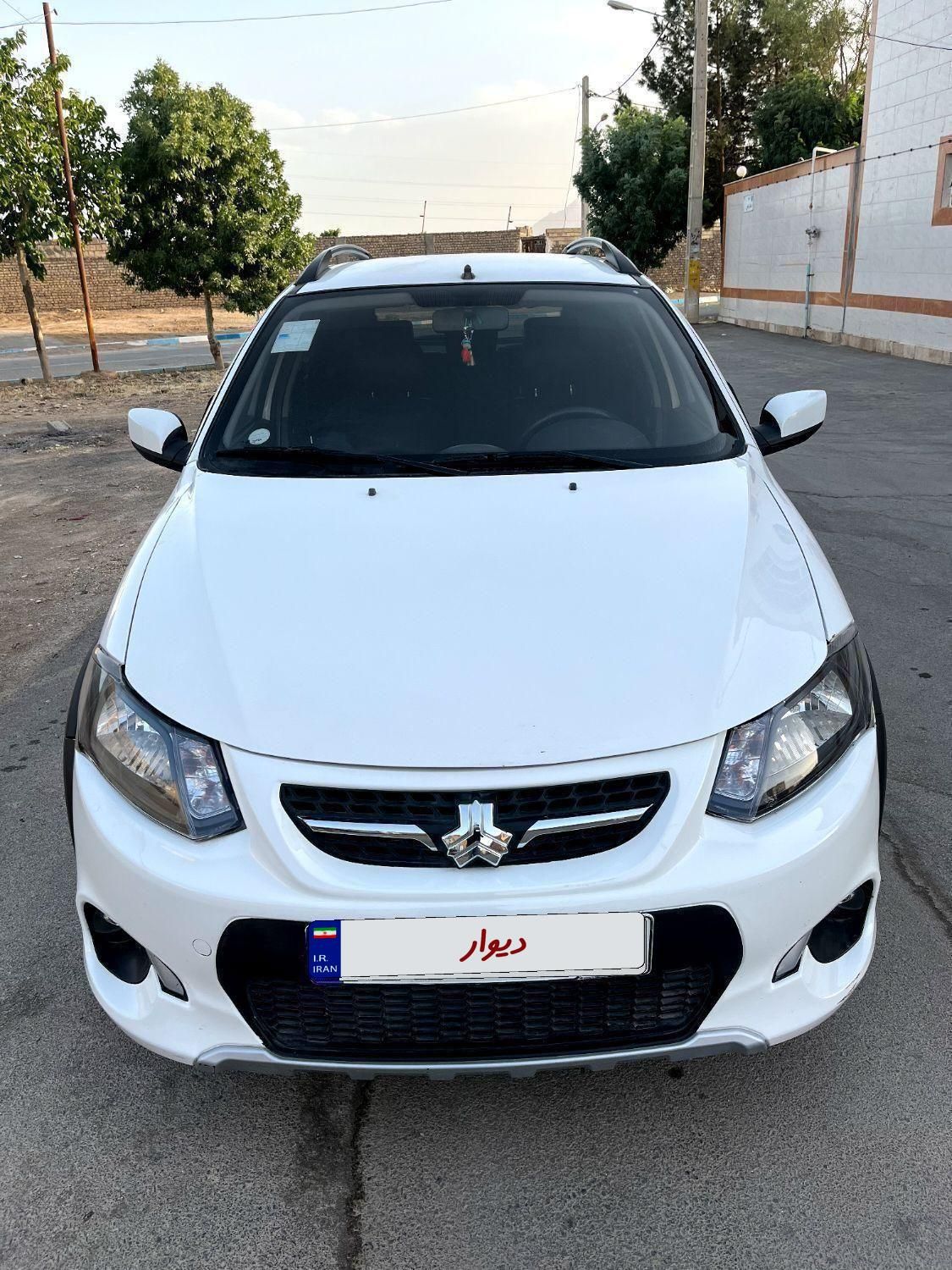 خودرو کوییک، معمولی آگهی ann_18561341