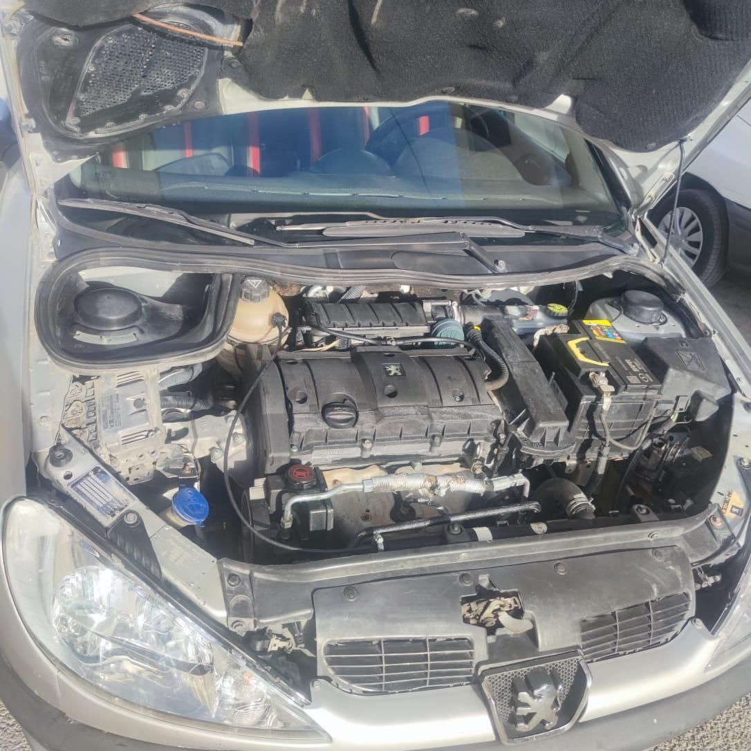 پژو ۲۰۶ صندوق دار v8 - 1385
