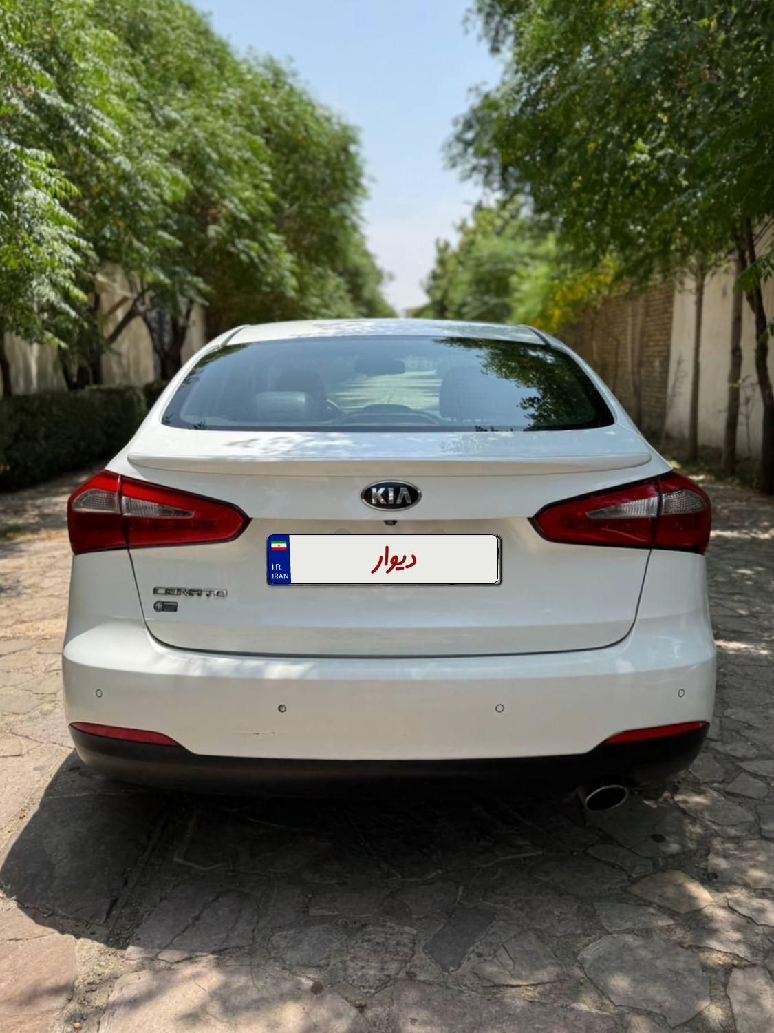 کیا سراتو 2.0 لیتر اتوماتیک GT لاین - 2015