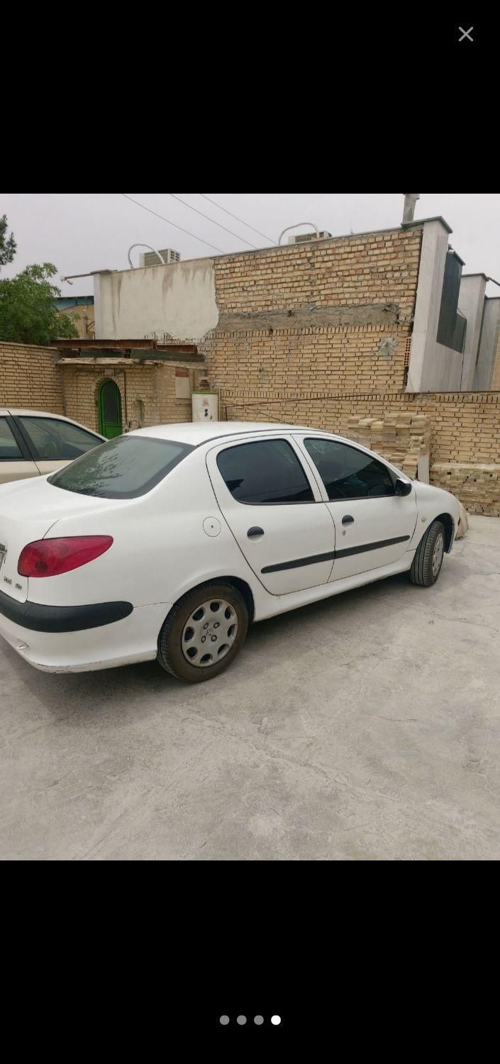 خودرو پژو، ۲۰۶ صندوق دار آگهی ann_18562326
